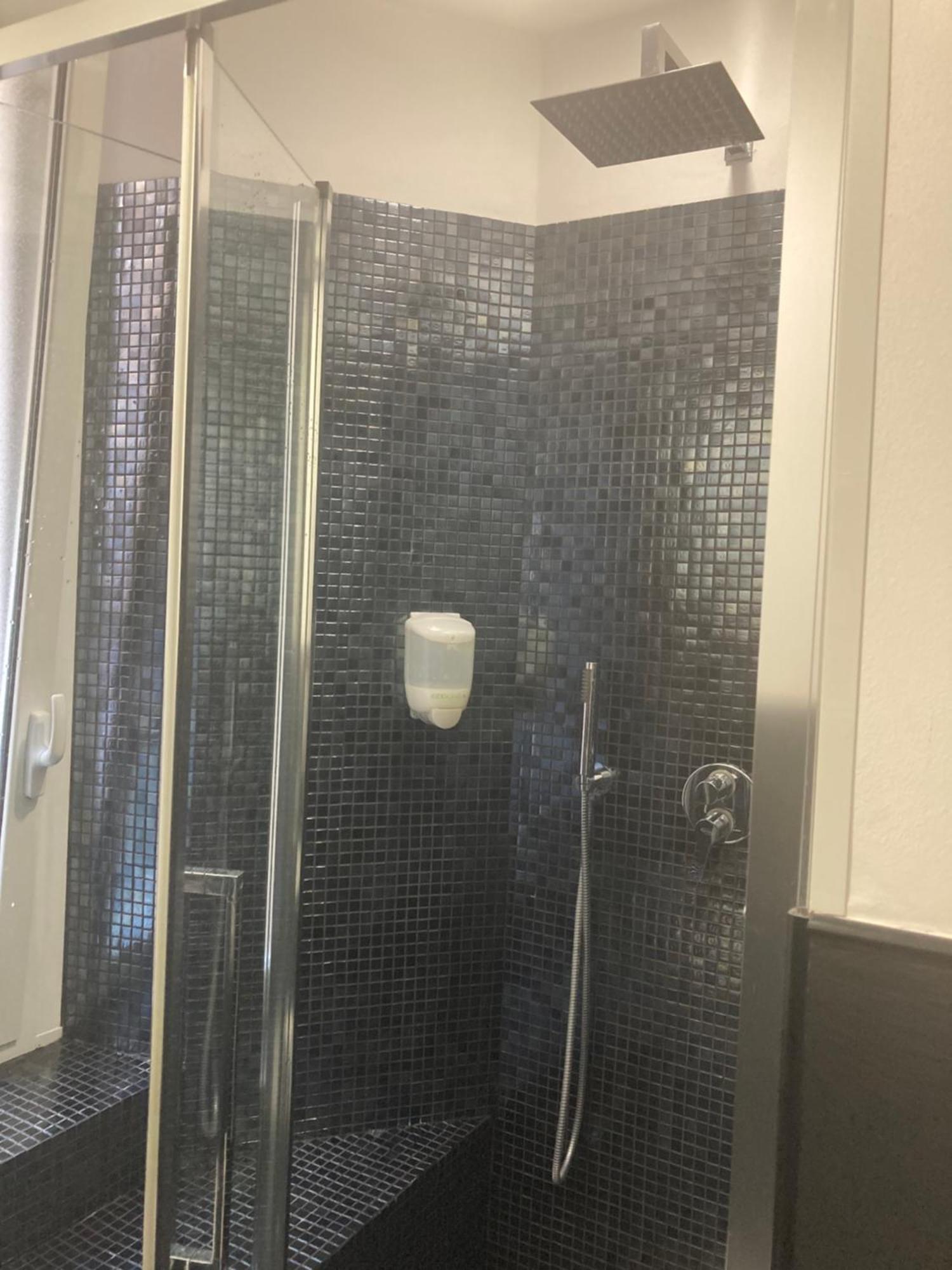 Brignole Rooms ジェノヴァ エクステリア 写真